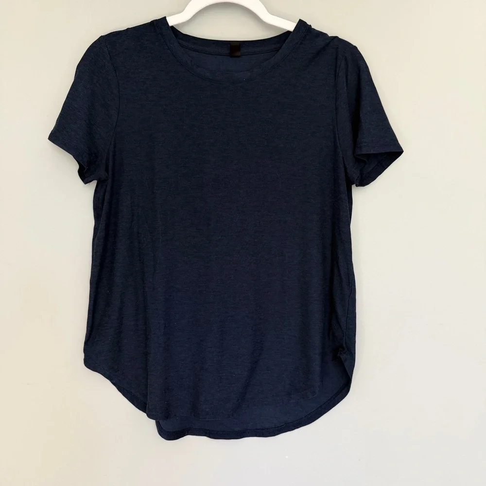 Beyond Yoga "On the Down Low" T-Shirt Nocturnal Navy Blue Soft Workout Tee - Picture 3 of 15